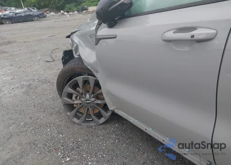 2022 Kia Sorento X-Line Ex z USA, uszkodzony, nr VIN 5XYRHDLF3NG133649